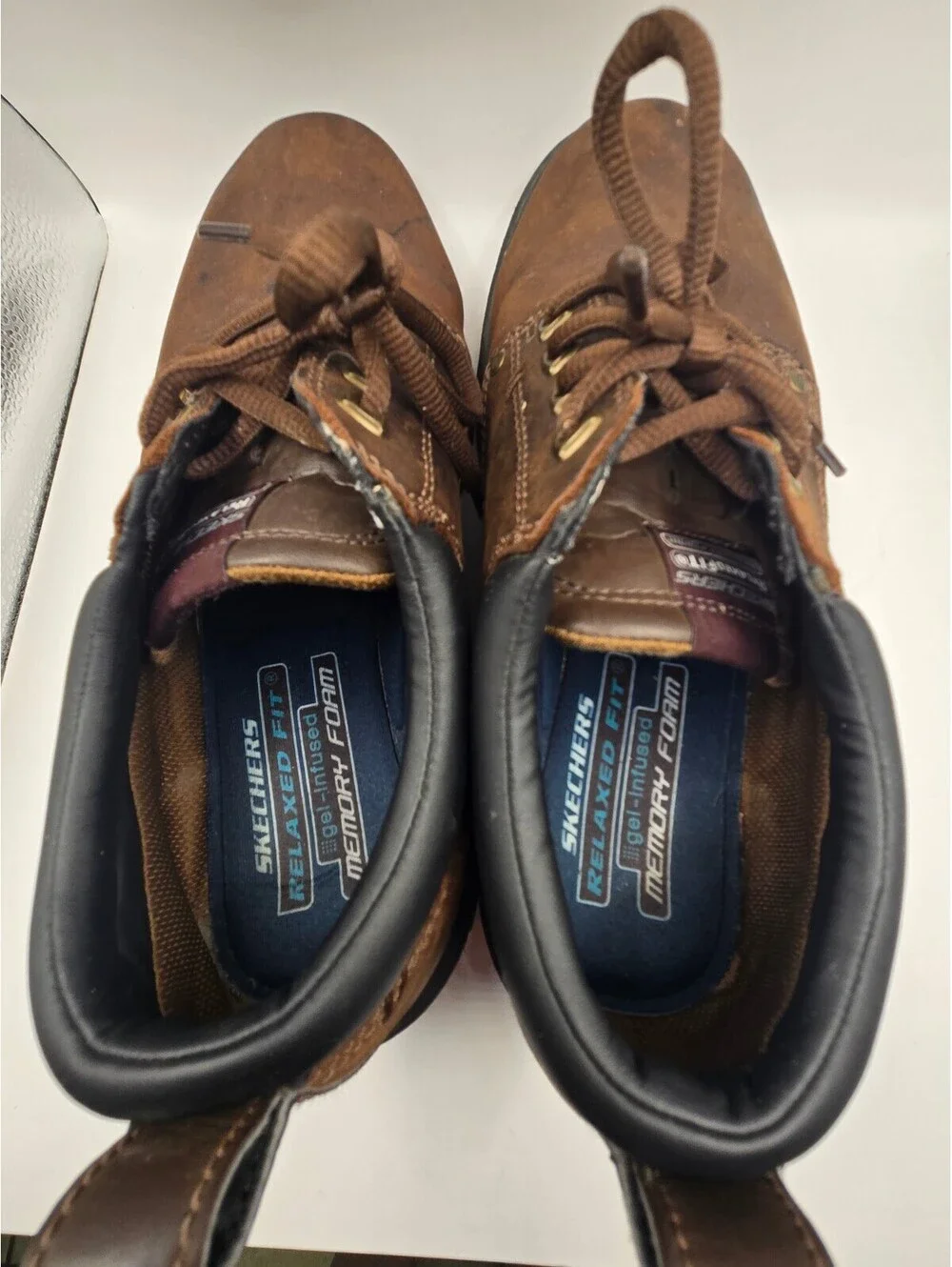 N/A these skechers